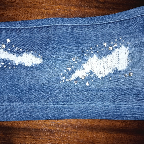 Bebe Ripped capris Jeans - Picture 7 of 8